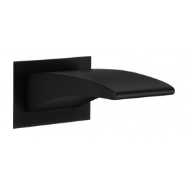 BL523 Bath Spout